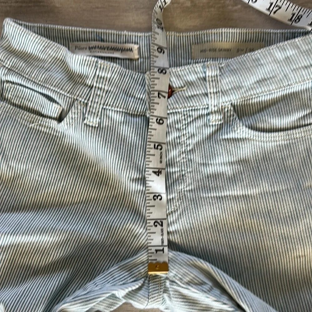 Anthropologie Pilcro mid rise skinny pinstripe jeans size 25